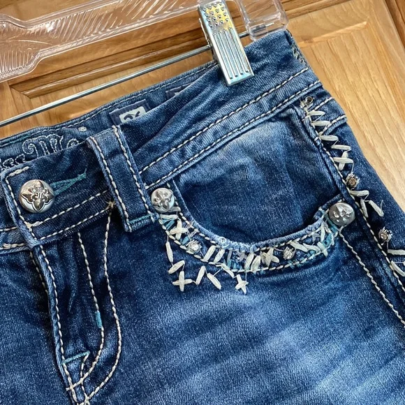 Miss me size 26 signature rise boot 👖 - Picture 3 of 10